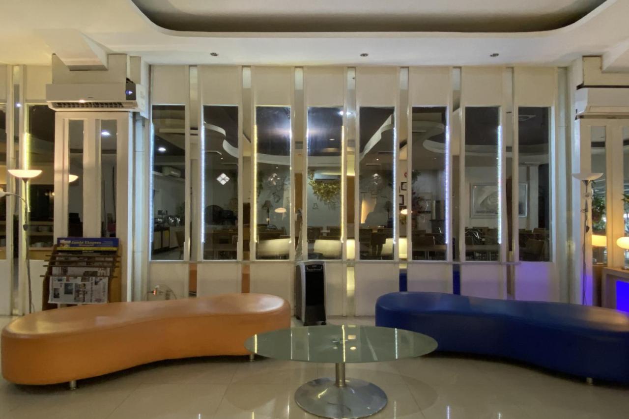 Oyo 3457 Hotel Duta Jambi Dış mekan fotoğraf