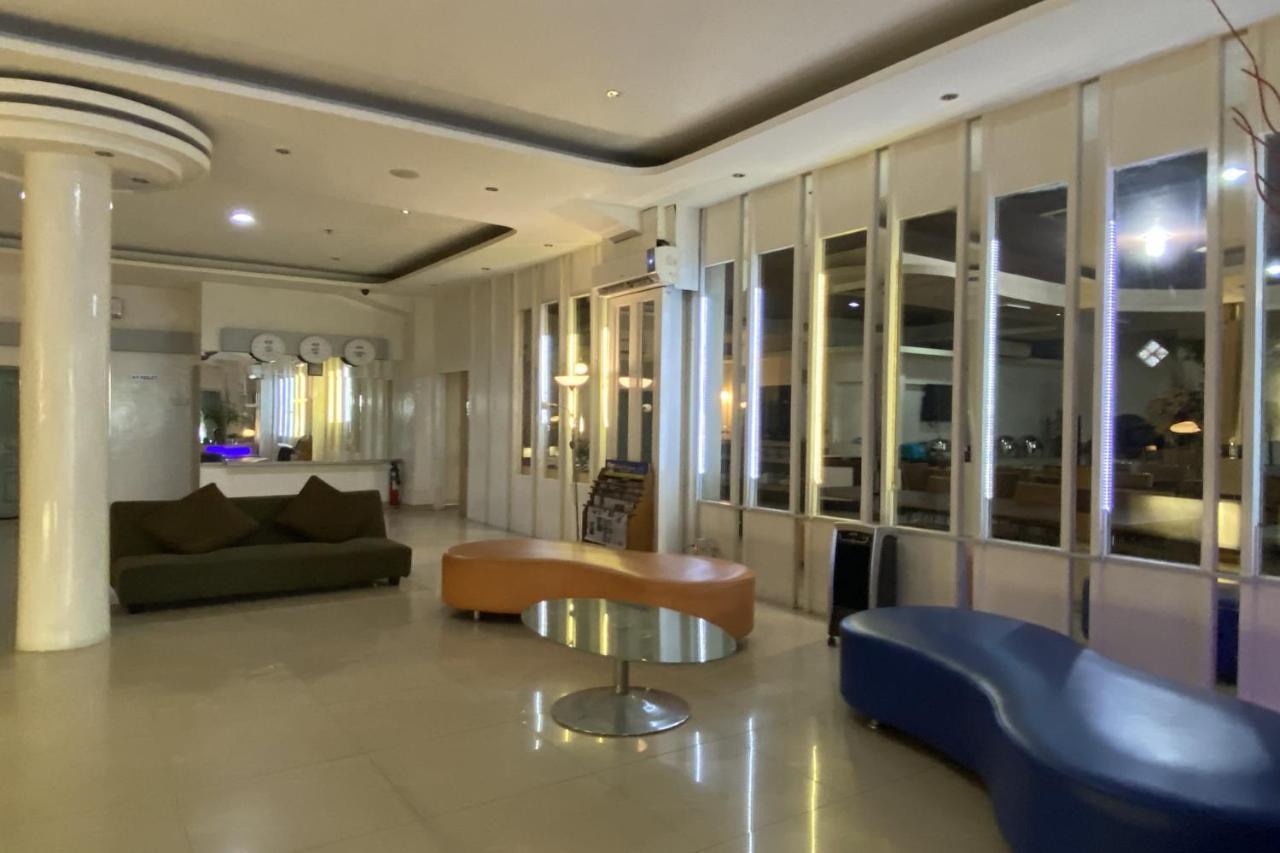 Oyo 3457 Hotel Duta Jambi Dış mekan fotoğraf