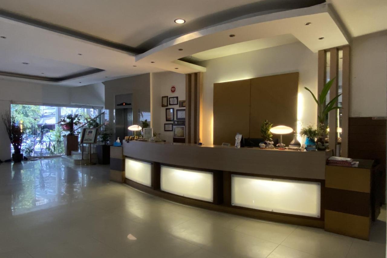 Oyo 3457 Hotel Duta Jambi Dış mekan fotoğraf