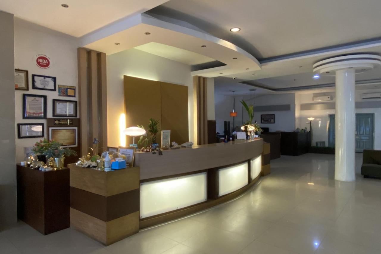 Oyo 3457 Hotel Duta Jambi Dış mekan fotoğraf