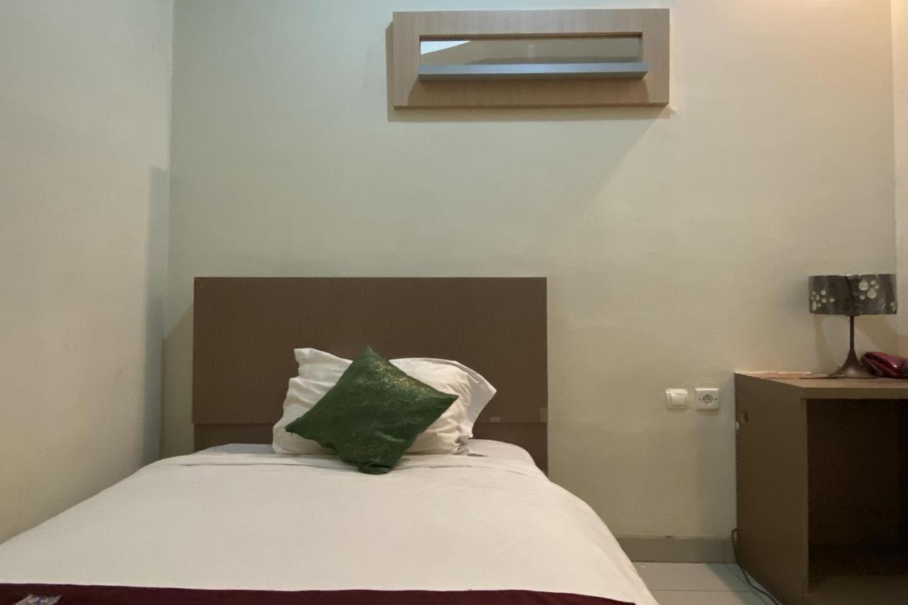 Oyo 3457 Hotel Duta Jambi Dış mekan fotoğraf