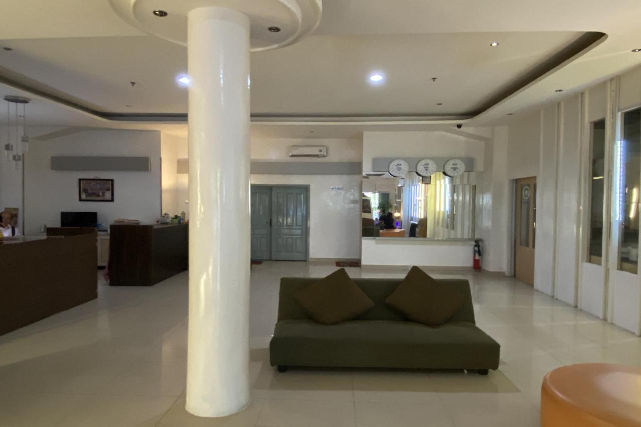 Oyo 3457 Hotel Duta Jambi Dış mekan fotoğraf